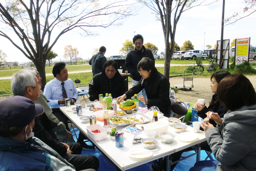 田原建設の2019年お花見の様子