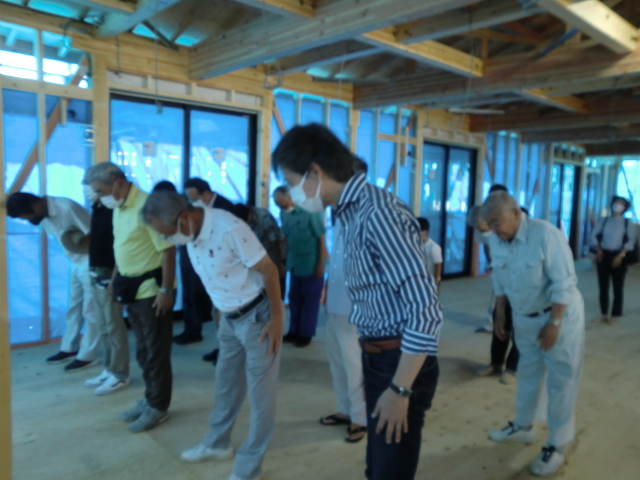 9/11(日) 枚方市南楠葉自治会 上棟式「餅まき」の様子