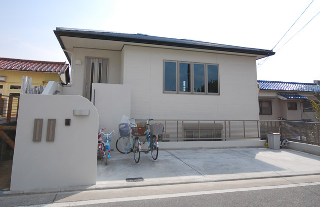 52坪 二世帯住宅 2階に玄関のある家 摂津市 K様邸 52坪 二世帯住宅 2階に玄関のある家 摂津市 K様邸